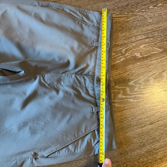 Under Armour Men’s Golf Pants Gray Stretch Performance – See Measurements - Picture 7 of 8